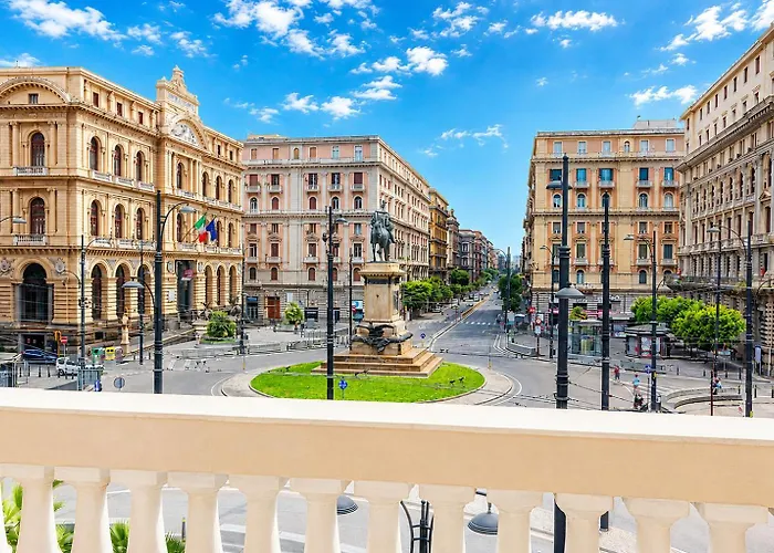 Hotel Piazza Bovio 22 Napoli